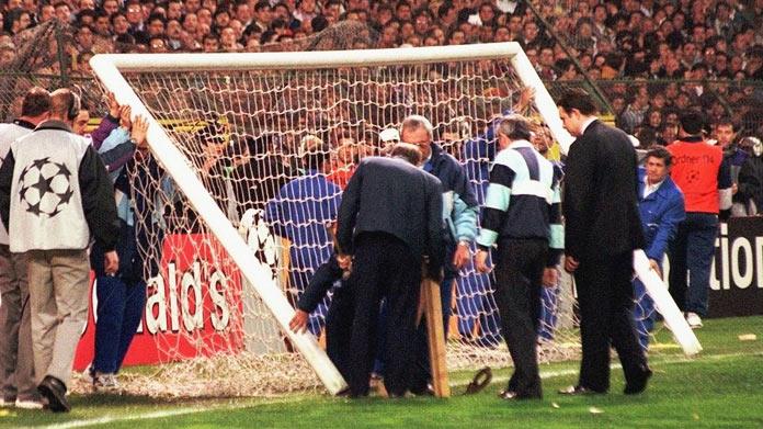 porta bernabeu crollo 1998