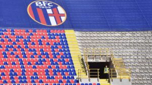Bologna-Napoli, cori razzisti contro i napoletani al Dall’Ara