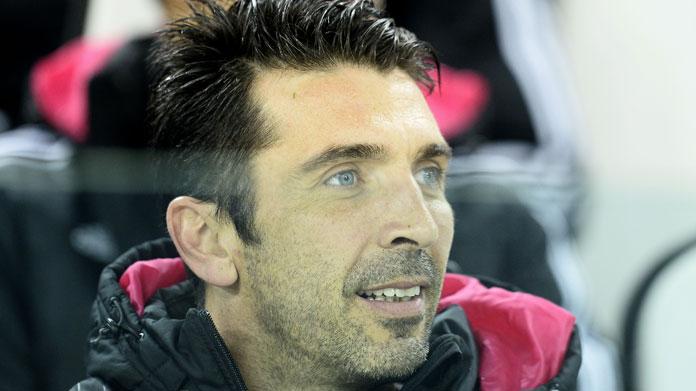 buffon panchina juventus dicembre 2015 ifa