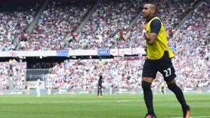 Inghilterra, scontri tra tifosi di West Ham e Chelsea: sette arresti