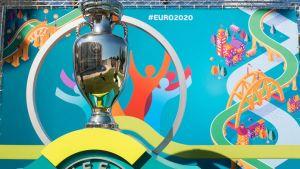 San Pietroburgo, ecco il logo per Euro 2020