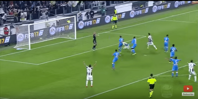 Higuain esulta al gol contro il Napoli: c'è l'immagine 34 higuain