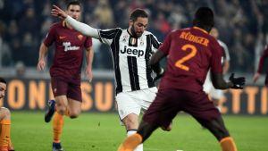 Higuain-Dzeko, la sfida del gol in Juventus-Roma