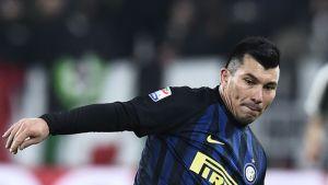 Calciomercato Inter, Medel piace in Turchia: occhio al Besiktas