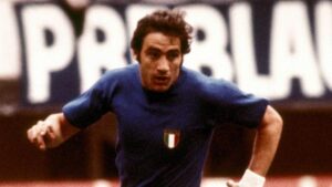 Nasce Giorgio Chinaglia, bomber della Lazio – 24 gennaio 1947 – VIDEO