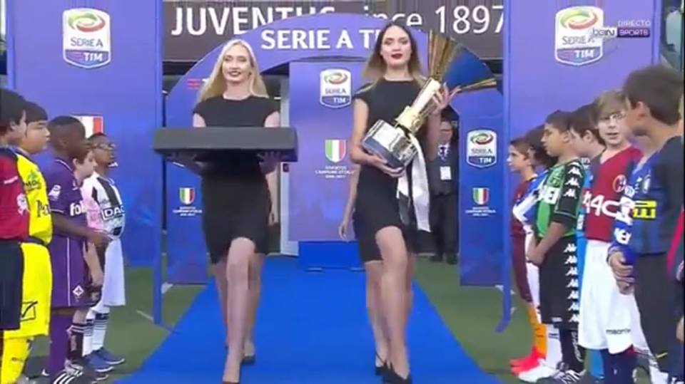 Noce crostini Coro hostess stadio juventus dinosauro rimanere Definizione