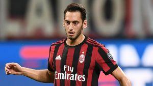 Milan, questo Calhanoglu diventa un problema: Montella lo scarta