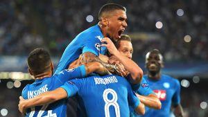E’ un Napoli straniero a questo calcio: fa le goleade e non si ferma