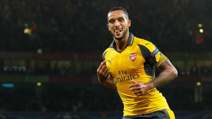 walcott esultanza arsenal settembre 2016