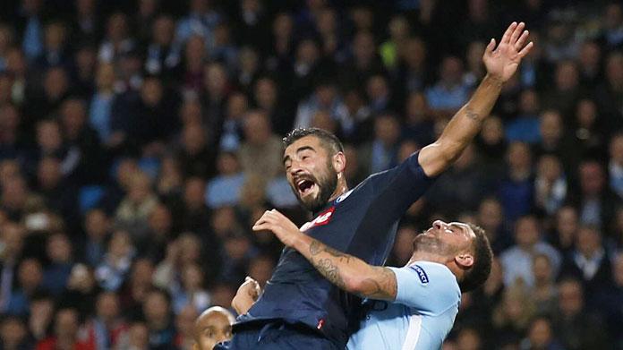 walker albiol manchester city napoli ottobre 2017