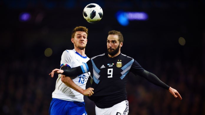 rugani higuain bis argentina italia marzo 2018