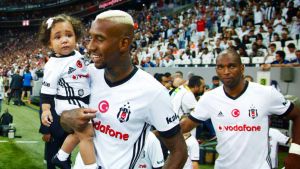 Roma, su Talisca piomba il Manchester United