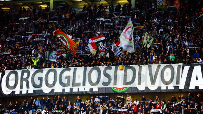 striscione tifosi juventus aprile 2018