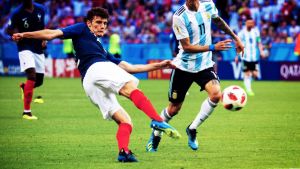 Pavard piace in Serie A, il Napoli punta la rivelazione della Francia