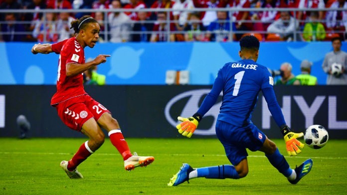 poulsen perù-danimarca mondiali 2018