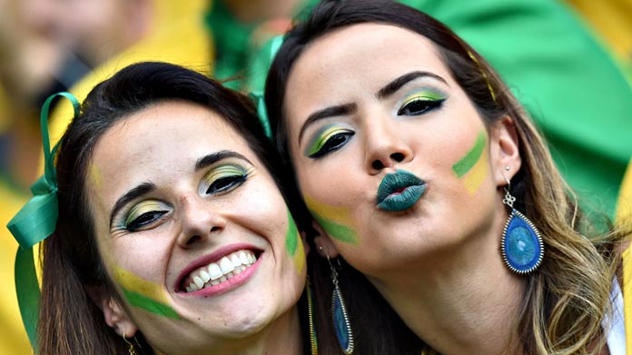 Le più belle tifose dei Mondiali in Russia - FOTO 73 tifosi mondiali brasile