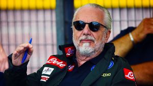 Napoli, il Comune contro De La: «Con lui si arriva massimo secondi…»
