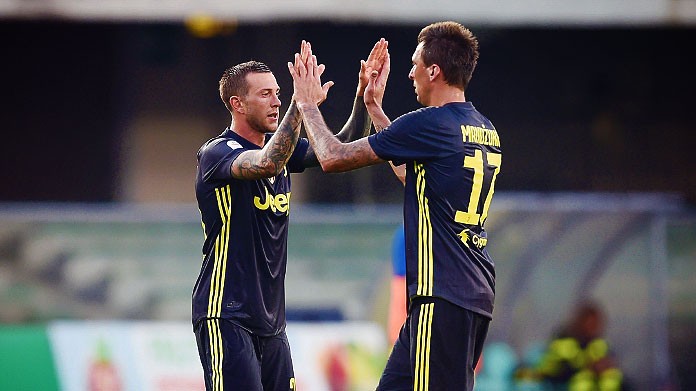 bernardeschi mandzukic juventus