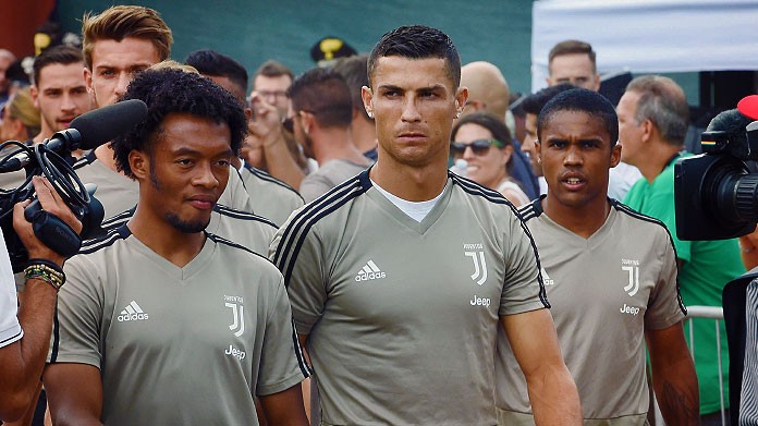 cuadrado cristiano ronaldo douglas costa juventus