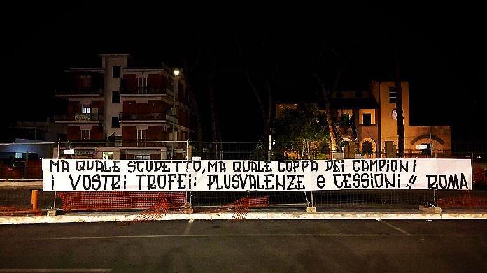 striscione tifosi roma