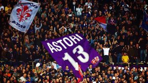 Anniversario Astori, anche Eros Ramazzotti lo ricorda sul palco a Torino – FOTO