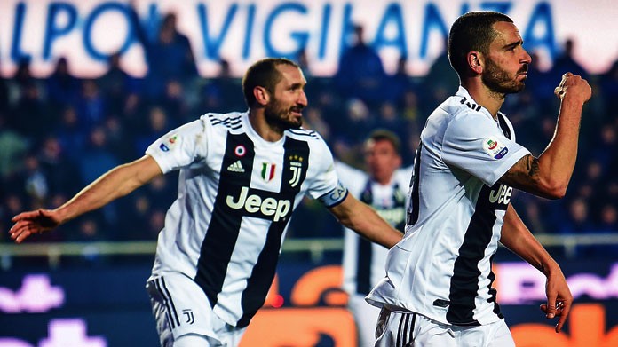 bonucci chiellini esultanza juventus dicembre 2018