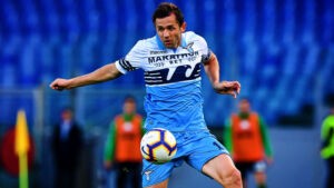 Lazio, infortunio Lulic: problema all’adduttore. Le condizioni di Thomas e gli altri