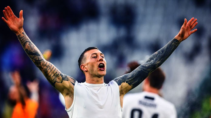 bernardeschi esultanza juventus aprile 2019
