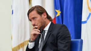 Roma, ancora Totti: «Il giallorosso per sempre nella testa e nel curoe»