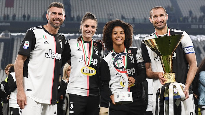 Scudetto juventus barzagli salvai gama chiellini