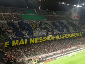 Coreografie Milan Inter: ecco lo spettacolo sugli spalti 34 Coreografia Inter
