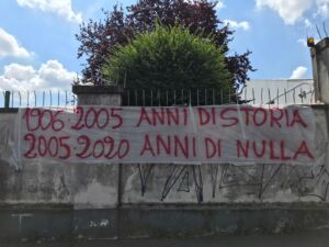 Toro, la contestazione dei tifosi continua: «Società senza decoro» - FOTO 40 Contestazioni tifosi toro