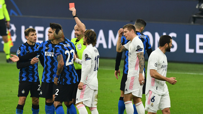 Espulsione Arturo Vidal