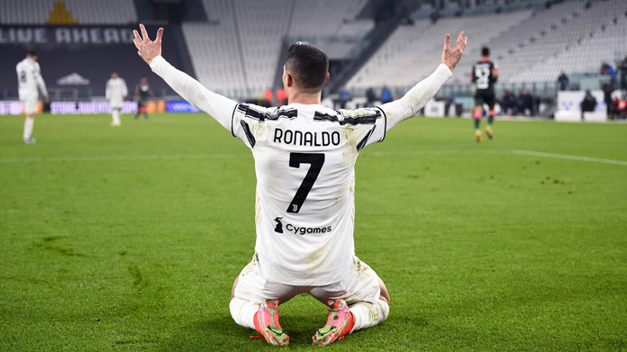 Cristiano Ronaldo 12