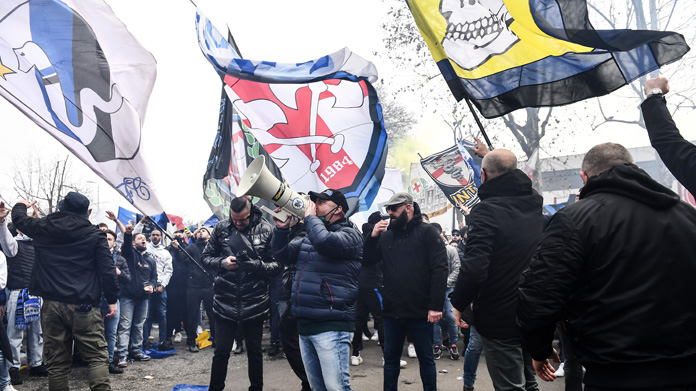 Milan Inter verso il derby: le immagini dei tifosi a San Siro - VIDEO e FOTO 49 Tifosi Inter 2