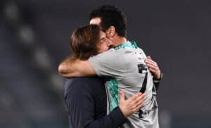La riconferma di Pirlo firmata da Buffon e Dybala, precari di lusso alla Juve