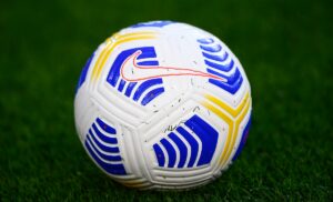pallone 2NC4436 copy 300x182 - Aston Villa, Digne a un passo: accordo raggiunto con l’Everton