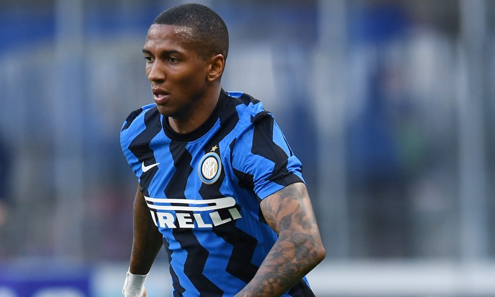 Ritiro Ashley Young, annuncio dell’ex Inter e Manchester United! Lascia il calcio giocato