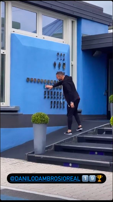 Inter, da Lautaro ad Hakimi tutti pazzi per lo scudetto - FOTO 43 Schermata 2021 05 05 alle 12.36.34