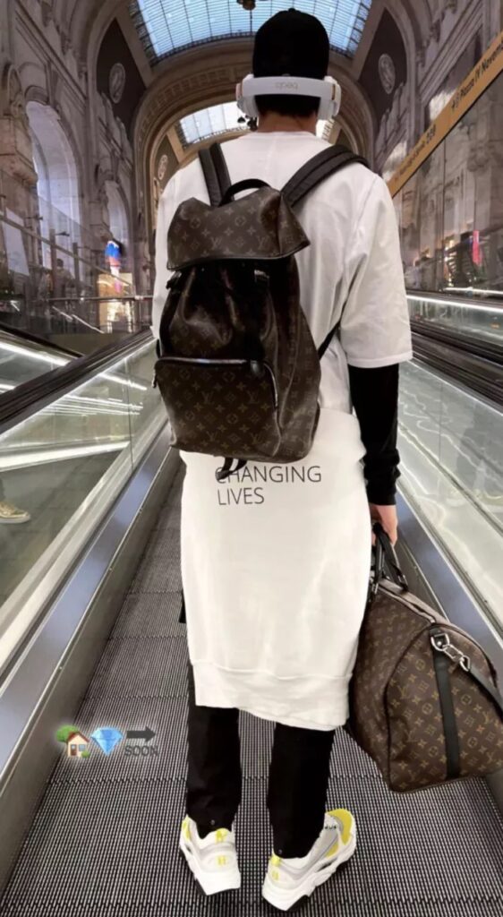 Vlahovic scatena i tifosi del Milan: indizio social sul suo futuro? - FOTO 32 035a052f 0243 4a65 9803 5e52aa8e3f62