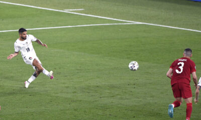 Gol Insigne 1