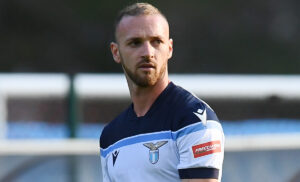 Lazio Spezia | infortunio Lazzari | l'esterno costretto a lasciare il campo - Vimarsana News