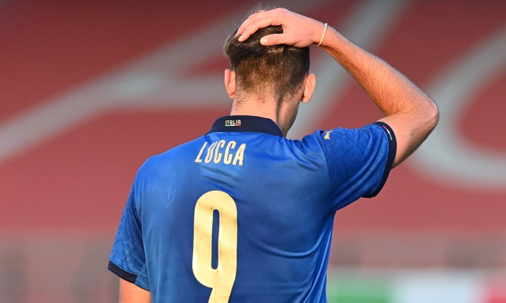Napoli, Lucca: «Qui l’ambiente è stupendo, mi aspettavo proprio questo. Dobbiamo seguire tutti insieme il mister. Lukaku? Uno dei più forti»