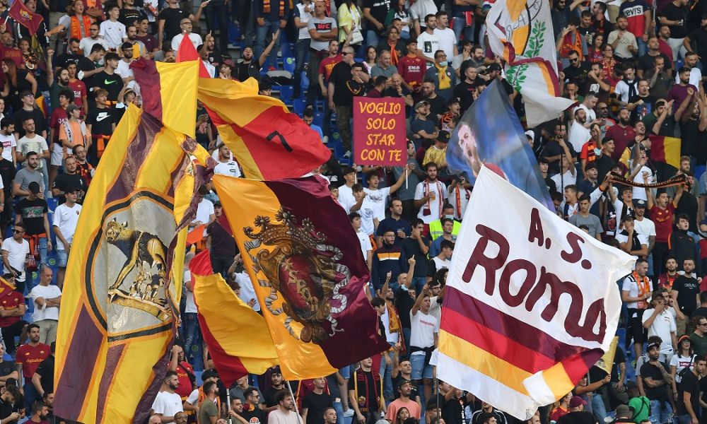 Sponsor Roma, vicino l’accordo con il nuovo main sponsor! Svolta vicina dopo l’annuncio di Wizz Air sulla manica, in chiusura il partner principale: ecco quale sarà