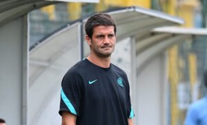 Chivu MG9 7310 1