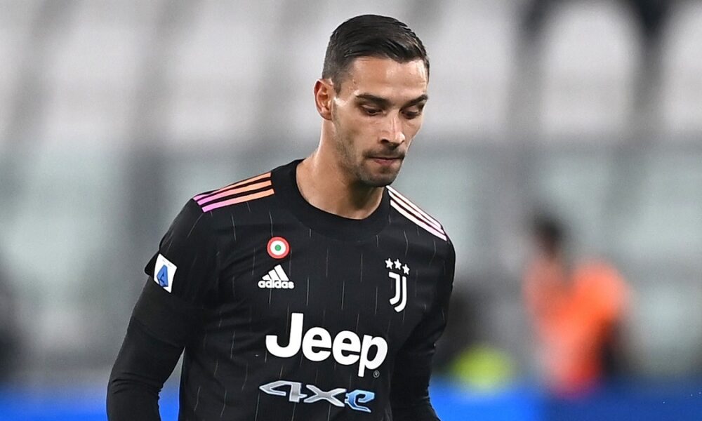 De Sciglio si sfoga dopo il trasferimento saltato all’Hradec Králové: «Mi hanno gravemente mancato di rispetto! I test erano positivi, poi d’improvviso…»