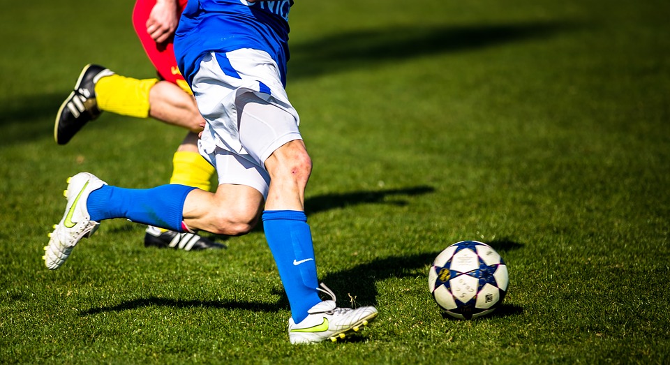 Milan e Napoli, duello al vertice 1 football 1331838 960 720