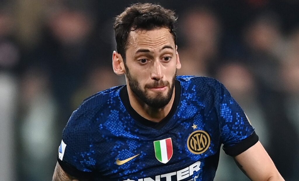 Calhanoglu MG8