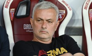 Mourinho: «Un giorno lascerò la Roma. Ma gli Einstein del calcio non capiscono che…»