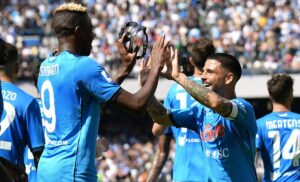 Pagelle Napoli Genoa 3-0: Insigne ispirato dal Maradona, Bani impantanato – VOTI